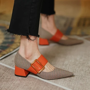 2021 Nouă Primăvară Pantofi Femei Subliniat De La Picior Toc Indesata Houndstooth Material Toc Pompe De Moda De Culoare Amestecat Buton Pătrat Pantofi